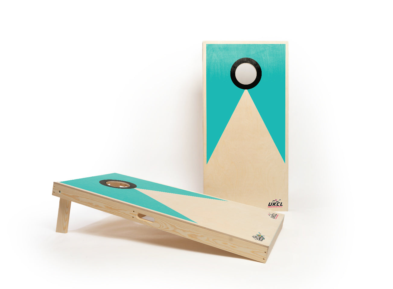 BERMUDA TRIANGLE - Cornhole Set 4' x 2' - Including 2 Cornhole boards and 2x4 Cornhole Bags